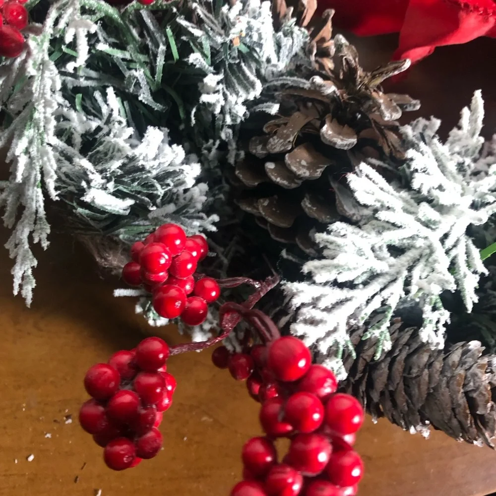 12 inch light up decorated Christmas wreath